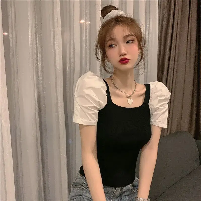 

Square Collar Short-sleeved Ice Silk Sweater 2025 New Retro Slim Palace Style Short Puff Sleeve Top for Women Summer