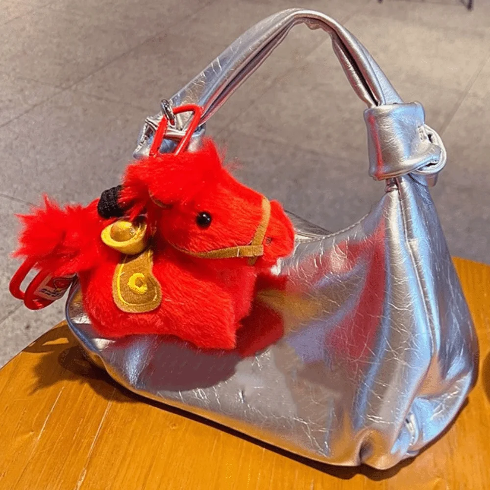 Kreatives Yuanbao Pony-Anhänger-Maskottchen mit Umhängeband, Pferde-Schlüsselanhänger, flauschiger Stofftier-Schlüsselanhänger im chinesischen Stil, Heimdekoration