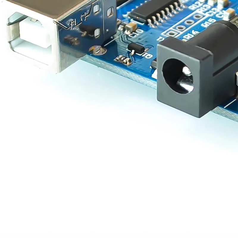 Open Source Development Board MEGA2560 R3 Improved Version (ATmega2560-16AU CH340G) with Data Cable