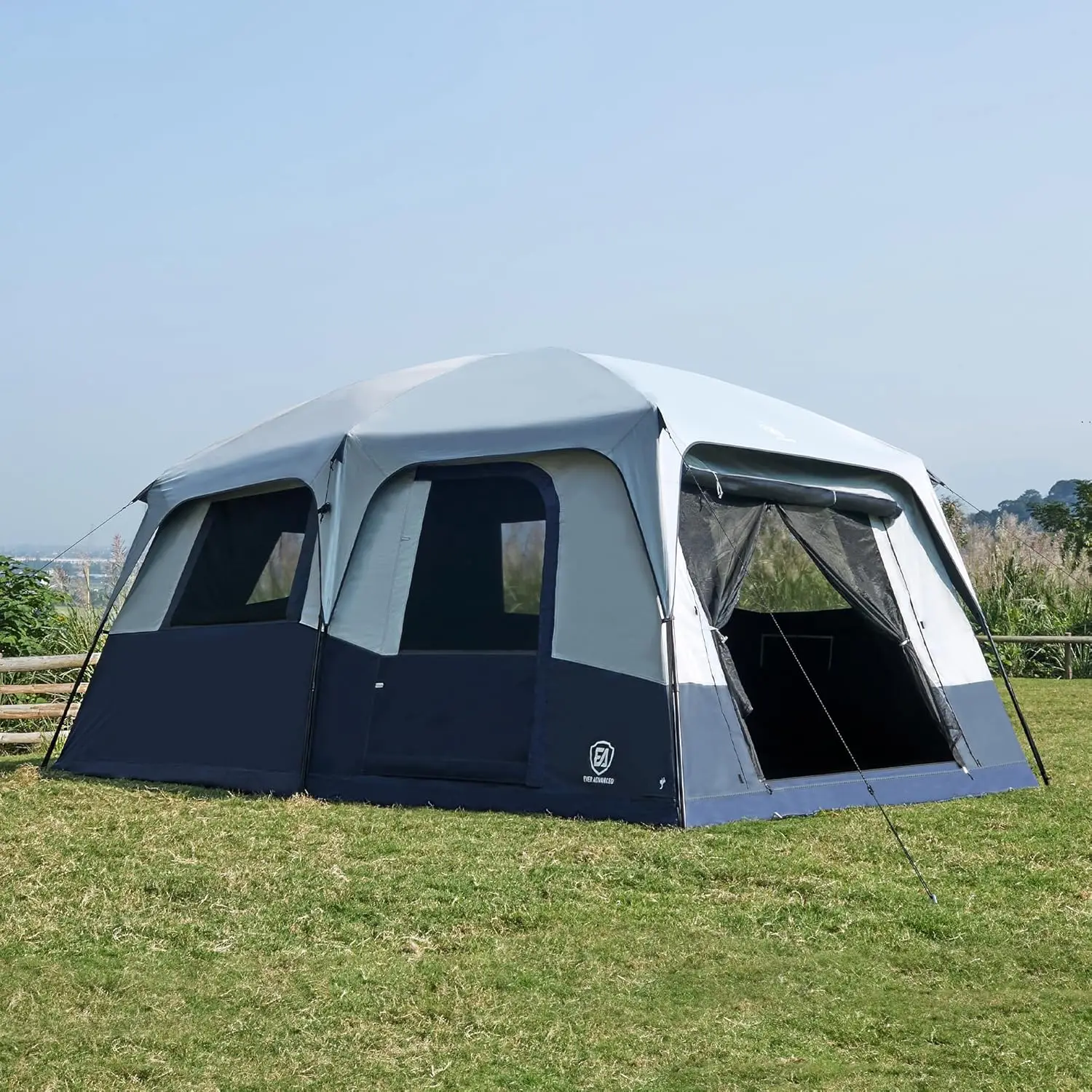 

A large tent suitable for 10 people camping, with rain flies and a handbag, 2 waterproof doors, 14 feet x 10 feet x 84 inches