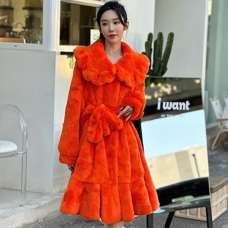 

2023 New Winter Whole Skin Pink Fur Rex Rabbit Hair Fashionable Contrast Lapel Young Medium And Fur Coat Lady Street Thin Women