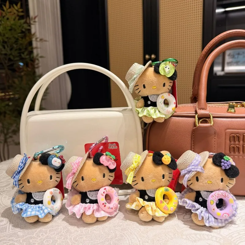 Hello Kitty - Colgante de Peluche Suave de Hello Kitty con Sombrero de Paja, Donut de Frutas, para Vacaciones de Verano, Colgante para Bolso Tropical, Llavero Bonito, Regalo Kawaii