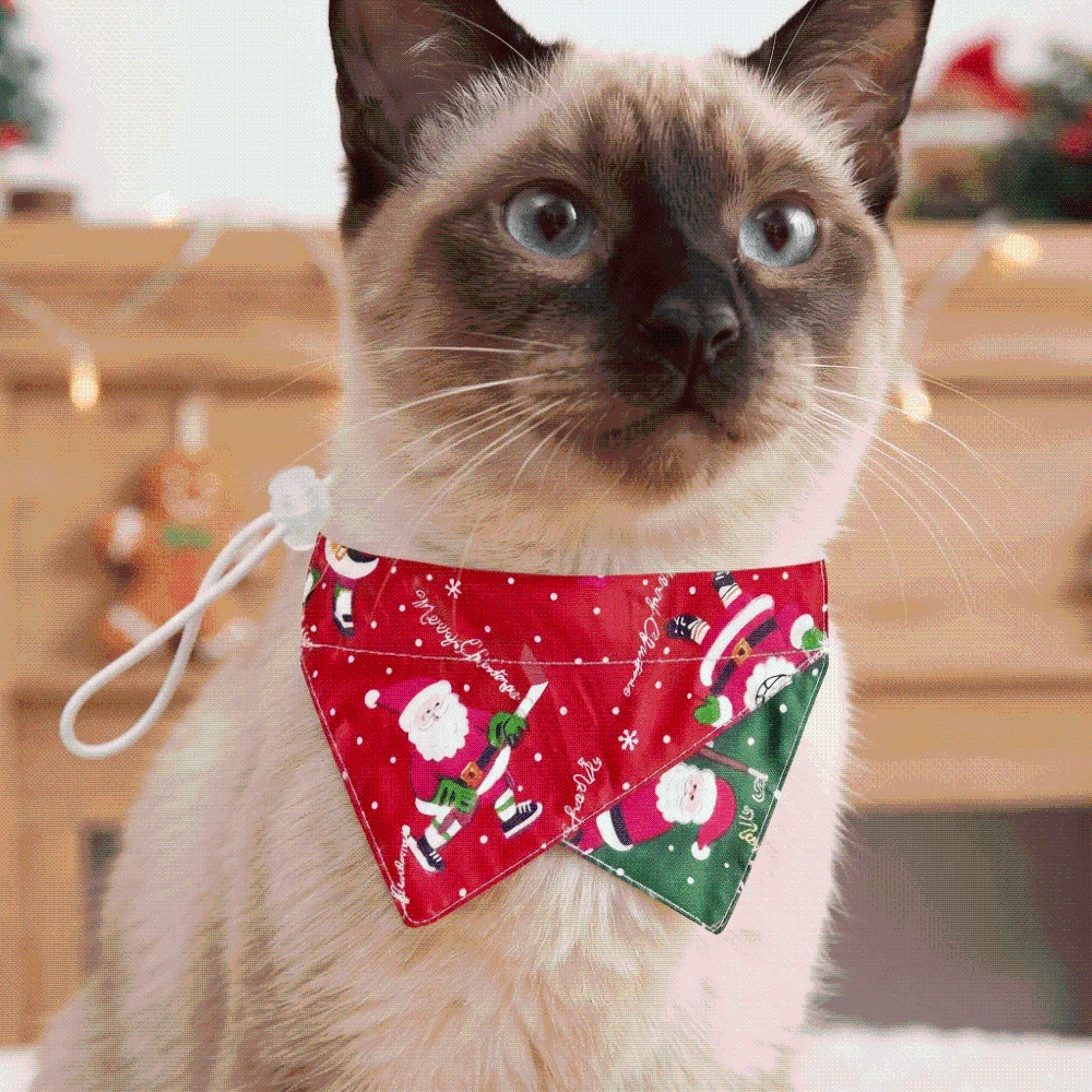 Red Green Christmas Pet Bandana Cartoon Pattern Adjustable Strap Cat Saliva Towel Lightweight Creative Design Dog Triangle Scarf