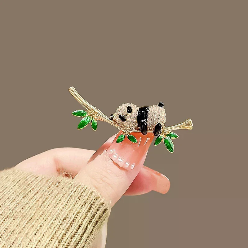 Female Fashion Bamboo Panda Brooches For Women Luxury Gold Color Alloy Animal Brooch Safety Pins Jewelry Gift