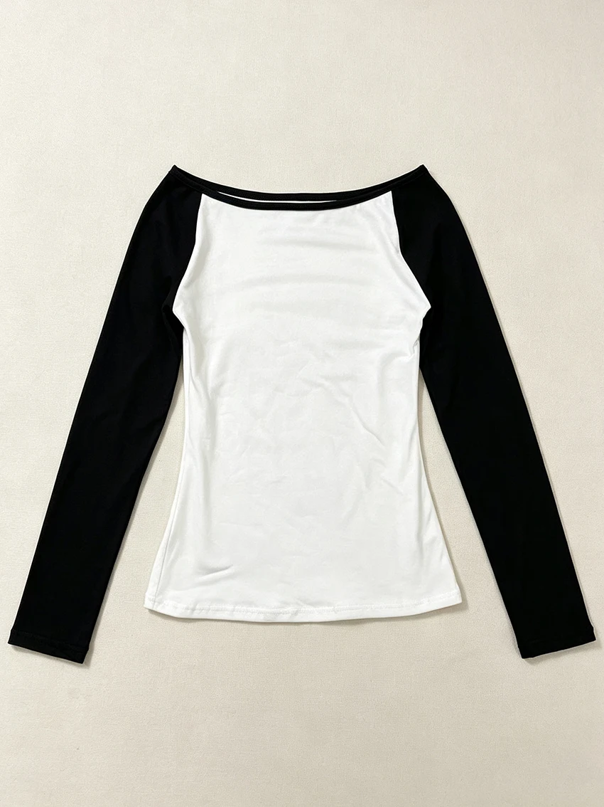 Herbst Damen Schwarz-Weiß Kontrast Off-Shoulder Tops Lange Raglanärmel Schlanke T-Shirts Y2K Ästhetik Lässige Streetwear Basic Bluse – Detail 3