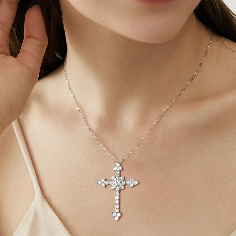 Stylever 0.5-1CT Round Cut Moissanite Cross Pendants Necklace for Women 925 Sterling Silver Christian Diamond Neck Chain Jewelry