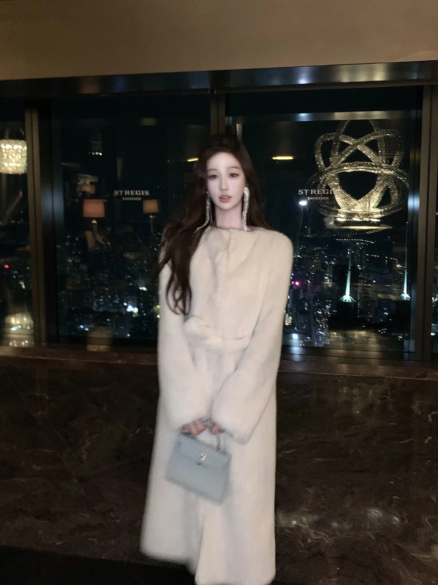 

Ele Long Coat Anni White Mink Fur round Ne Eco-Friendly Outerwear with Belt for Young Women Luxury Feel Winter Jaet