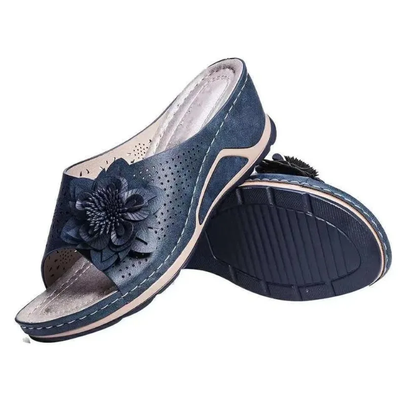 2024New Women\'s Slippers Casual Flower Hollow Wedge Beach Shoes Outdoor Fashion Platform Comfortable Non-slip Sandals