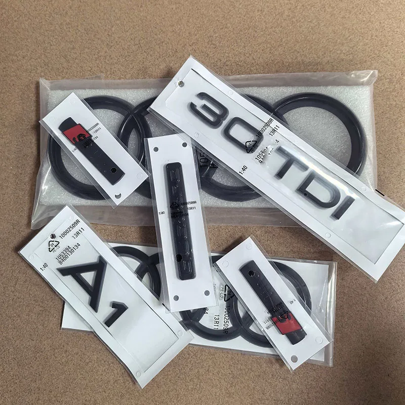 Für Audi 4-Ring Logo ABS Schwarz Auto Motorhaube Frontgrill Emblem Heckklappe Abzeichen A1 Quattro Sline 30TDI Emblem Auto Zubehör