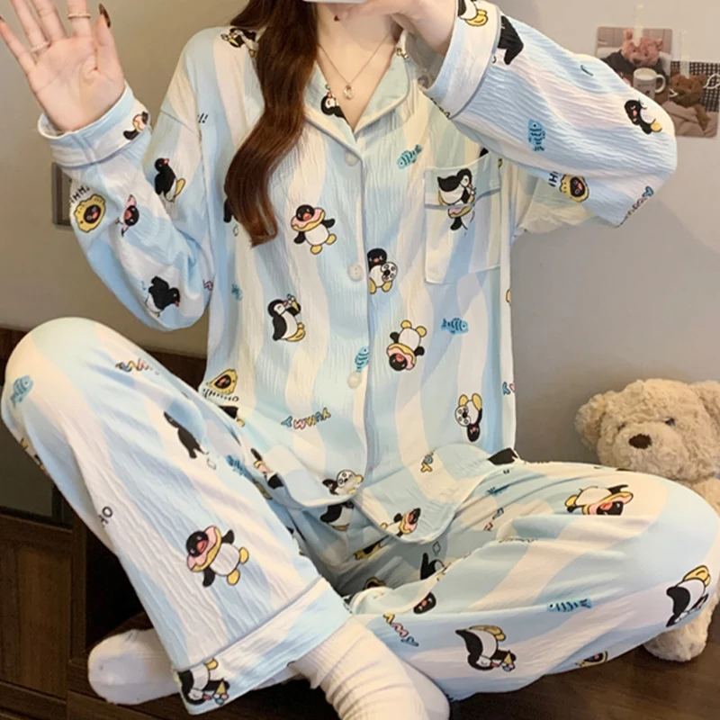 

Женские пижамы с милым принтом пингвинов из мультфильма, модная сине-белая полосатая молочная шелковая домашняя одежда, весна-осень 2021, новая повседневная одежда для сна