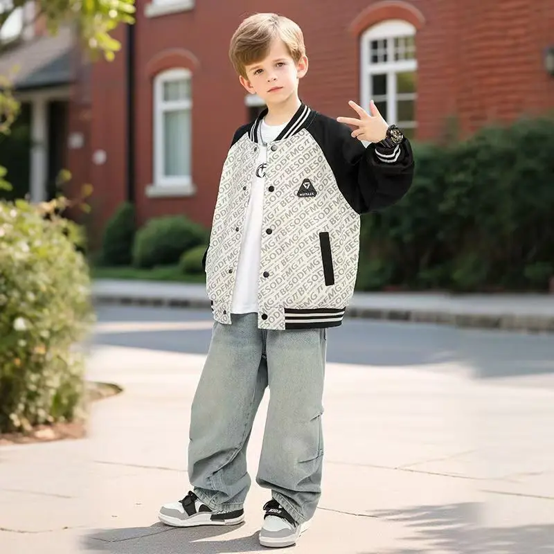 2025 New Korean Style Boys Baseball Jacket Stylish Spring Autumn Versatile Jacket for Kids Lightweight Windbreaker Jacket