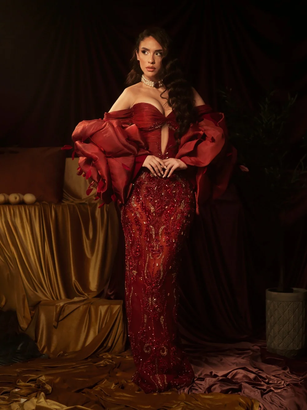 Requintado borgonha vestido de noite 2026 sexy fora do ombro tapete vestido elegante frisado uma linha até o chão vestido de festa فسات