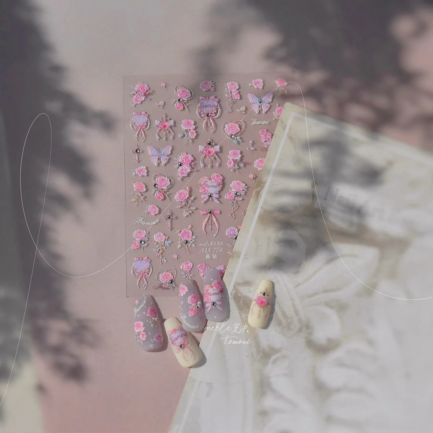 Decalcomanie per unghie floreali traslucide colorate Fiori in fiore Gel gelatina Petali trasparenti in fiore 5D Adesivo per nail art Decalcomania per manicure fai da te