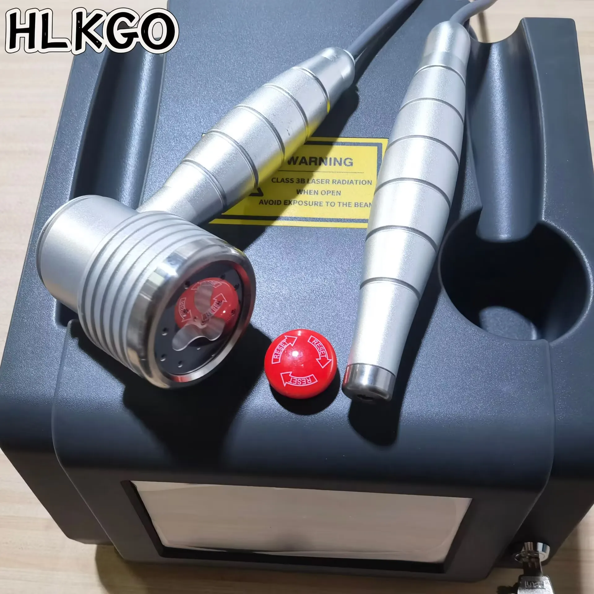 

Медицинский лазерный терапевтический аппарат 808 нм 650 нм высокой интенсивности для облегчения боли при артрите, шее, спине и восстановления мышц