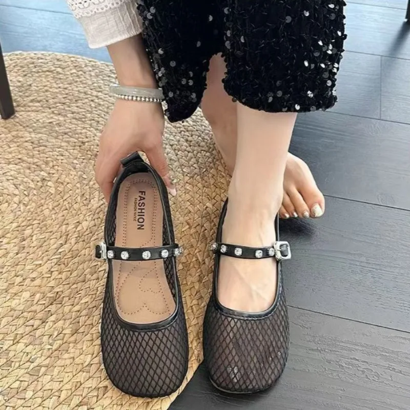 

Women's Breathable Mesh Fishnet Loafers Flat Shoes Round-Toe Low-Cut Perforated Plus-Size Versatile Casual 2026 Summer New