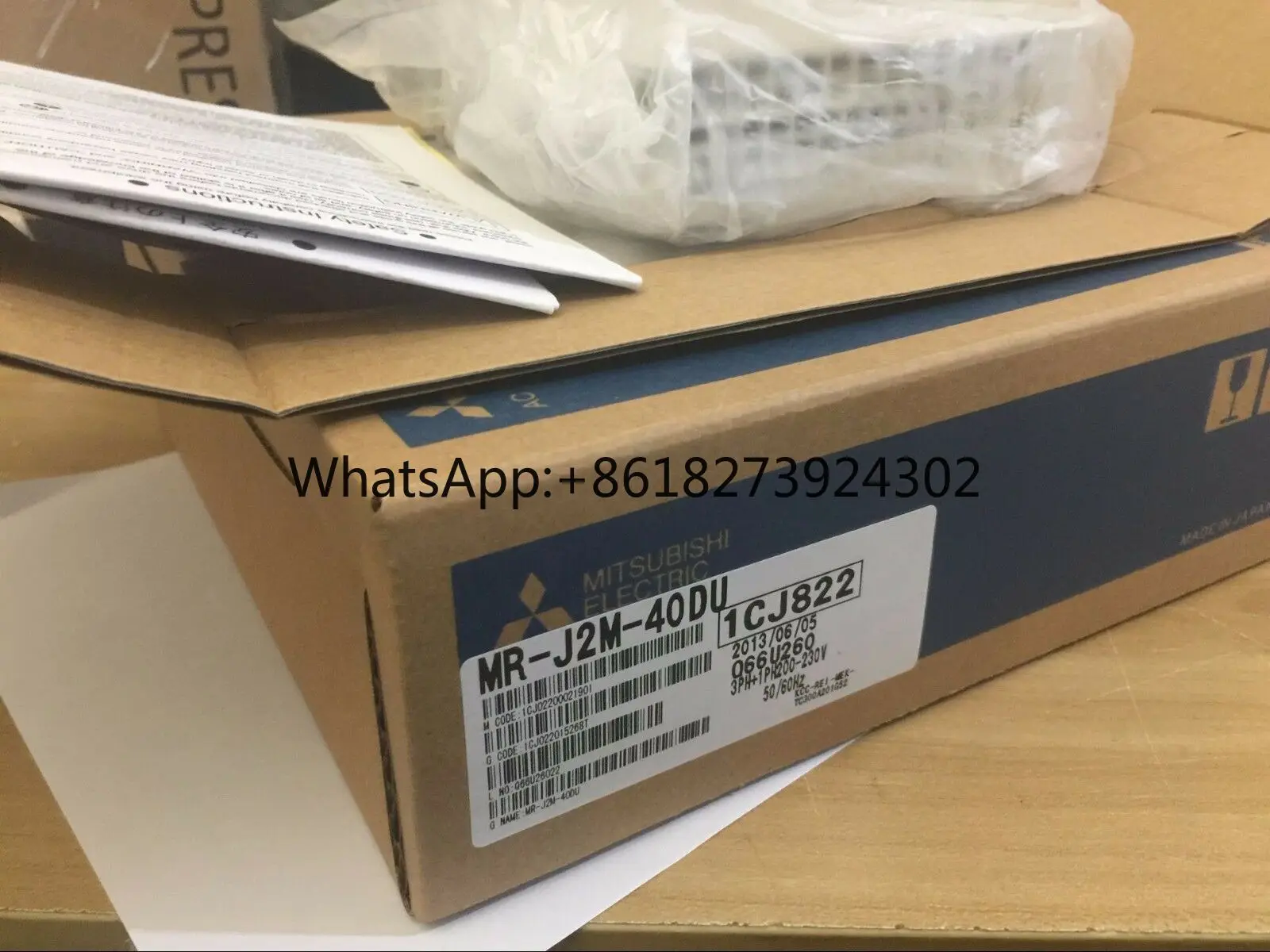 

1PC new MR-J2M-40DU MRJ2M40DU Servo Driver In Box Free Ship #ux
