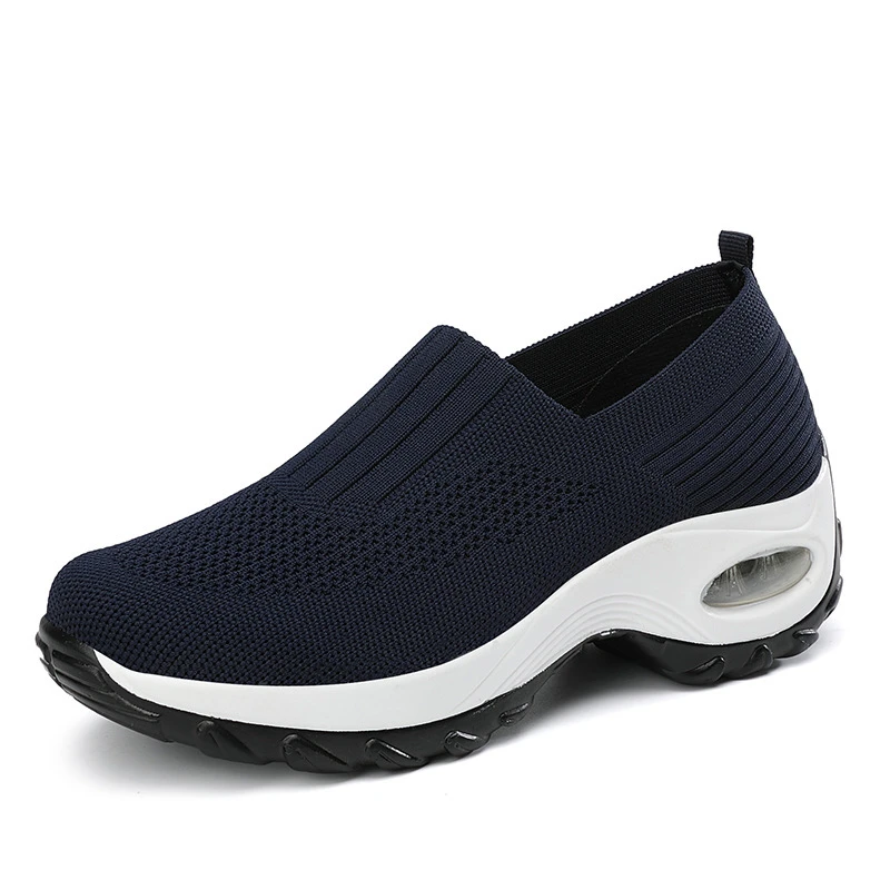Stijl van sportieve moederschoenen Ademend schoeisel Middelbare leeftijd Mesh sportschoenen Casual dikke zool Hoogteverhogende schudschoenen