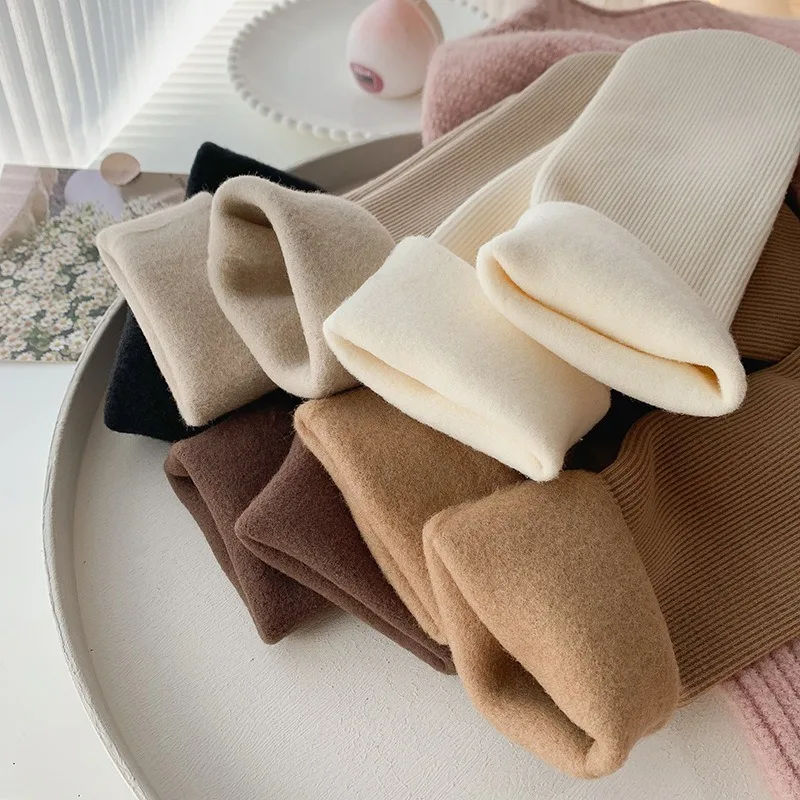 Winter Cashmere Velvet Soft Socks Harajuku Solid Cotton Velvet Crew Socks Thickening Thermal Cute Middle Tube Sock for Women Men