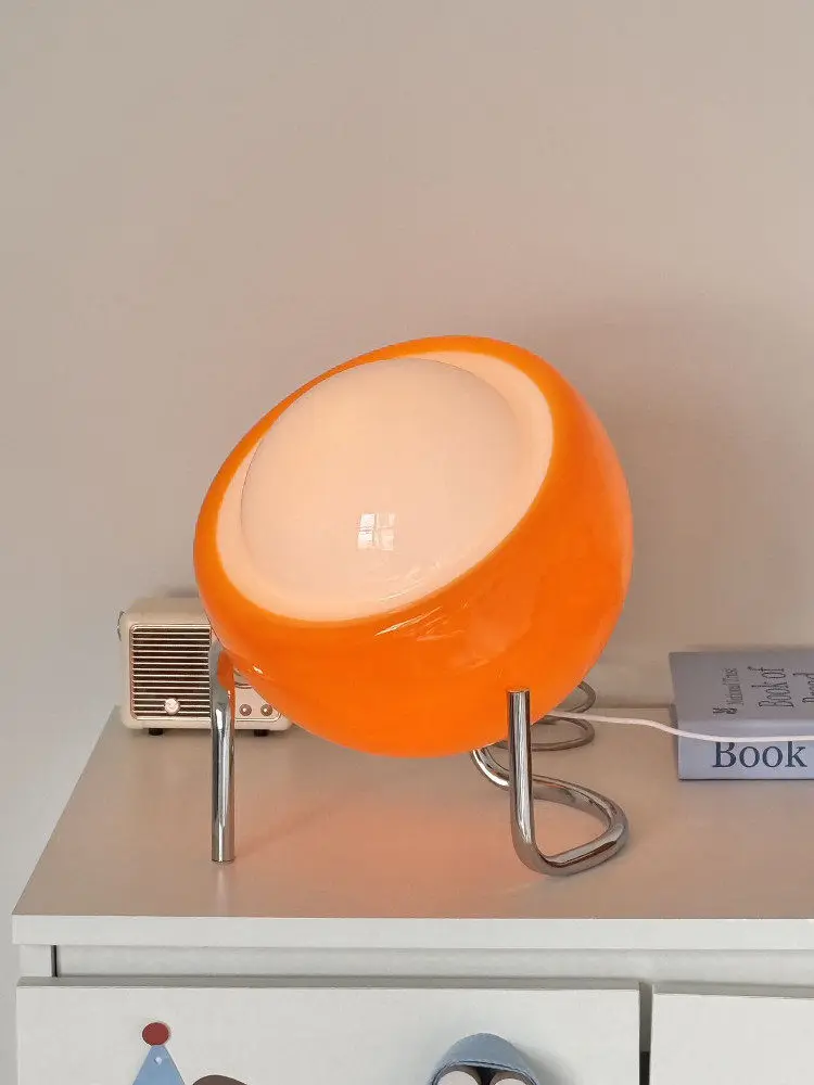 Middle Aged Cream Style Desktop Luminous Ornament Vintage Glass Bauhaus Atmosphere Decoration High-end Gift