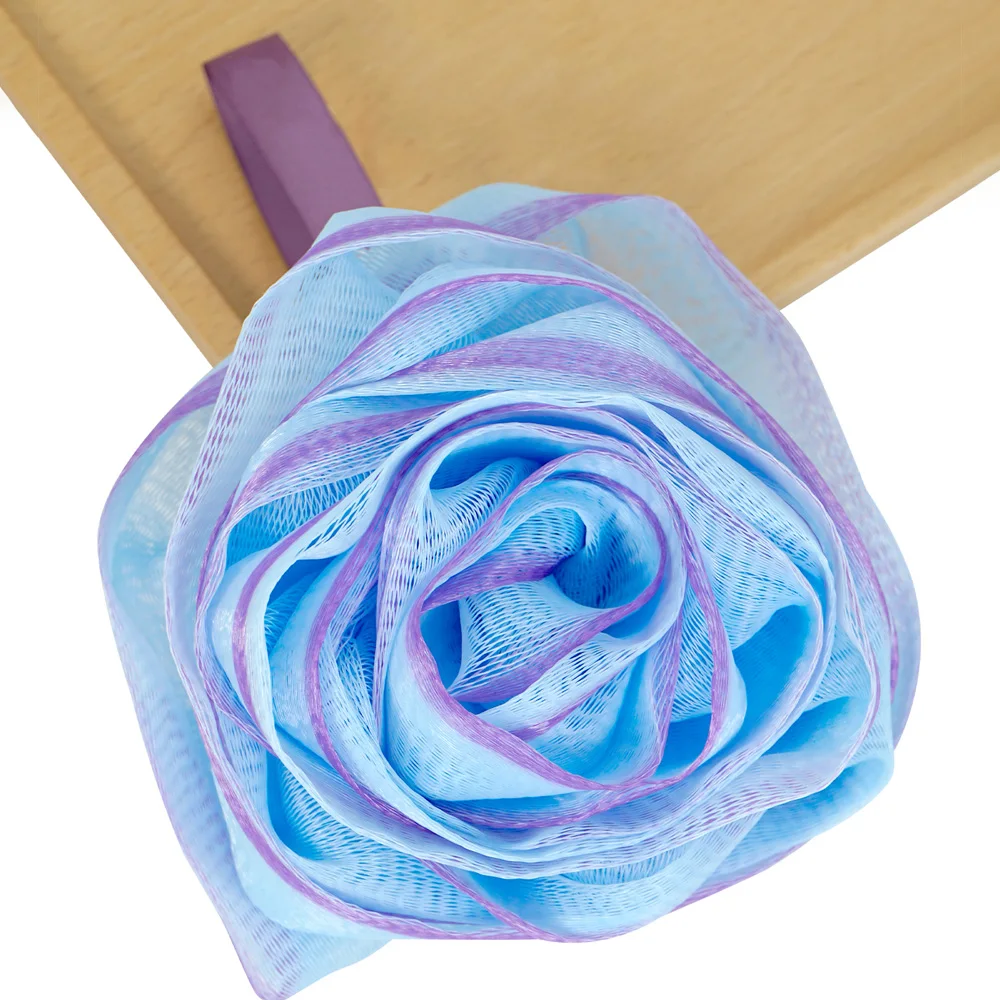 부드러운 실리콘 강모와 머리 관리 및 바디 클렌징을 위한 장미 모양의 목욕 스폰지 세트가 포함된 두피 마사지 브러시