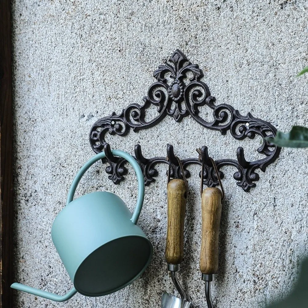 Retro Vintage Wrought Iron Hook Floral Texture Cast Iron Wall Hanging Rack Multi-functional Space Saving Key Hooks Bedroom