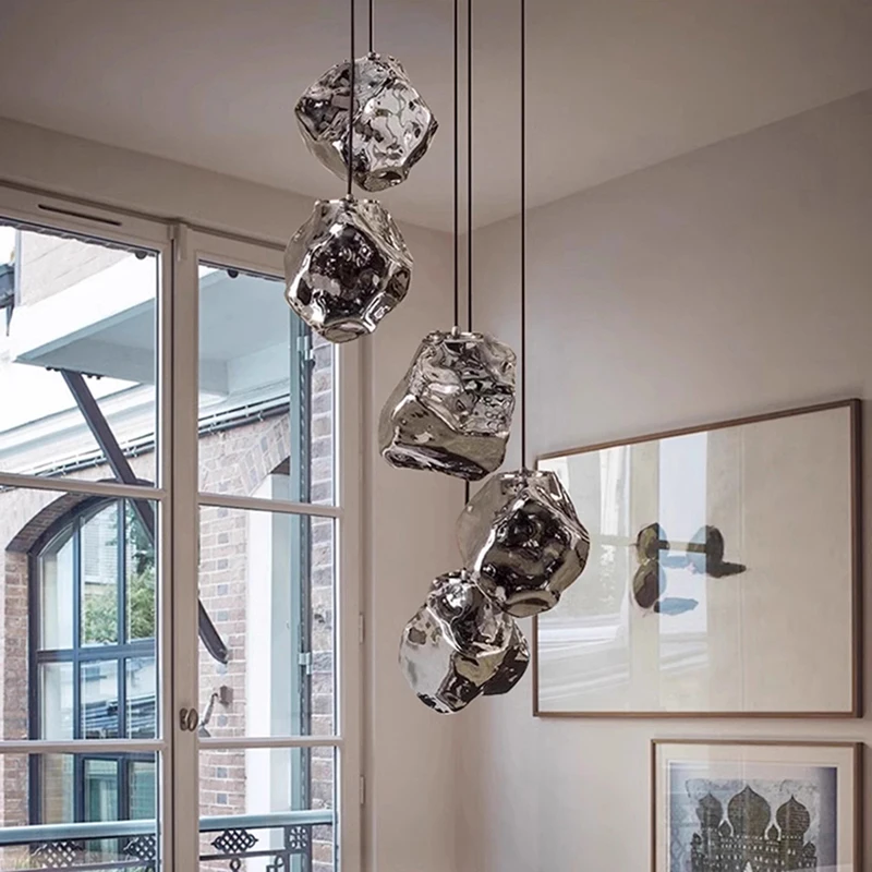 2025 Decorazioni per la casa moderne Lampade a sospensione a LED per lampadari per scale per soggiorno Lampada a sospensione per interni