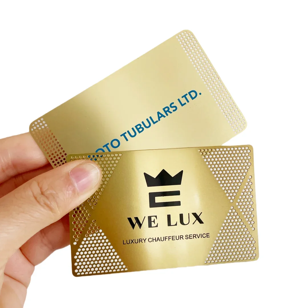

Золотая металлическая визитная карточка Персонализированная полая металлическая визитная карточка с лазерной гравировкой Золотая