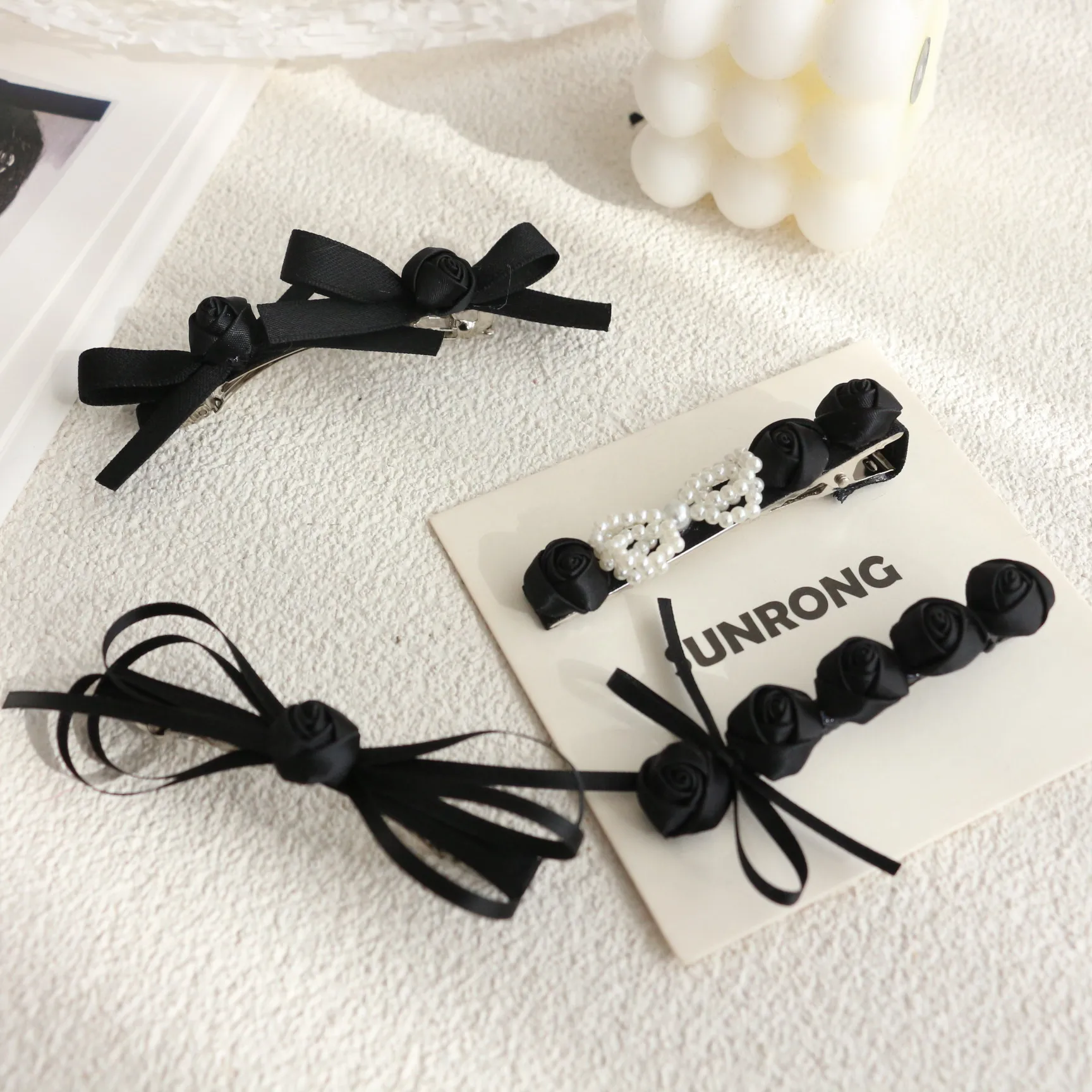 

4pcs/lot French Hepburn Style Satin Ribbon Bowknot Girls Spring Clip Black Rose Flower Hairpins Children Girls Hairbow Headwear