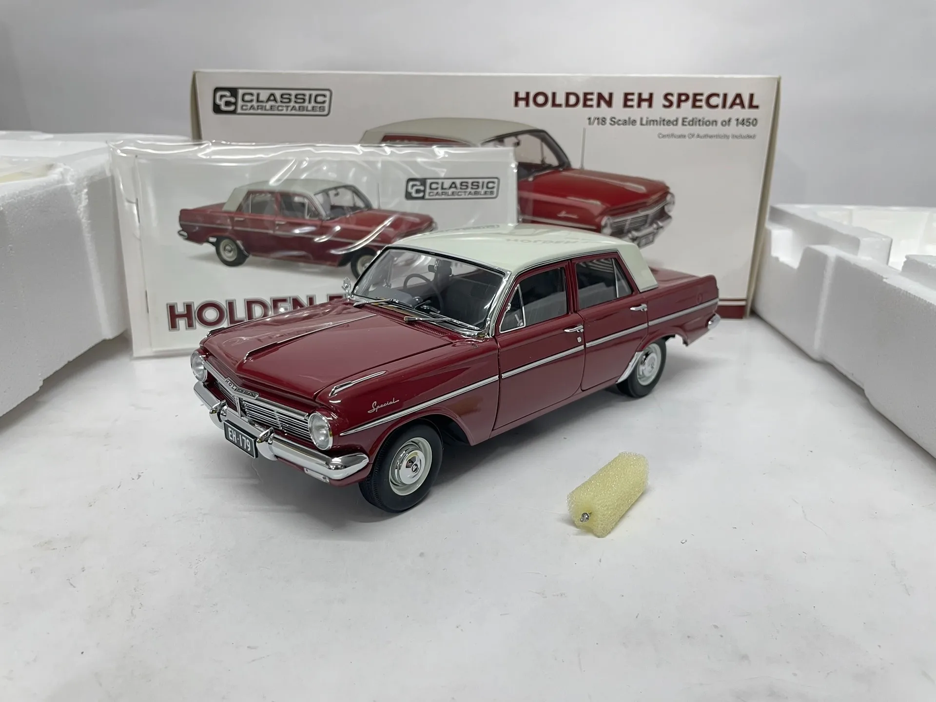 

Классическая 1:18 EH Special Burgundy Simulation, ограниченная серия, все открытые металлические статические модели автомобиля из сплава, игрушка в подарок