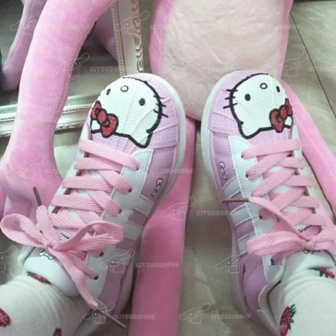 Olá kitty rosa tênis feminino y2k bonito estudante casual lolita sapatos baixo superior versátil estilo universitário skate womenshoes 2025