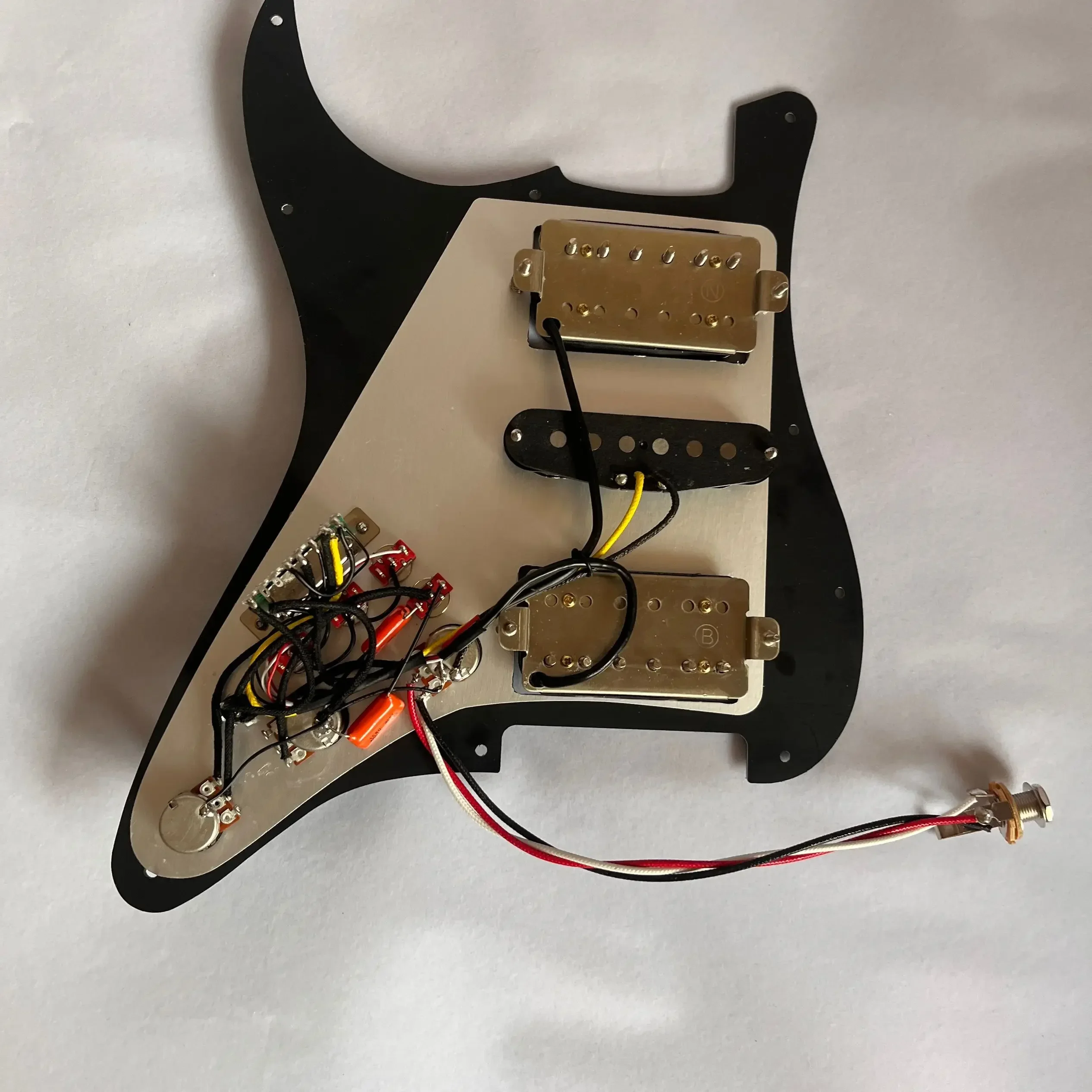 مجموعة HSH المحملة مسبقًا St Pickguard 3Ply 11 فتحة سوداء Ainico 5 هامبوكر التقاطات لفائف تقسيم التبديل متعدد لـ FD ST #4