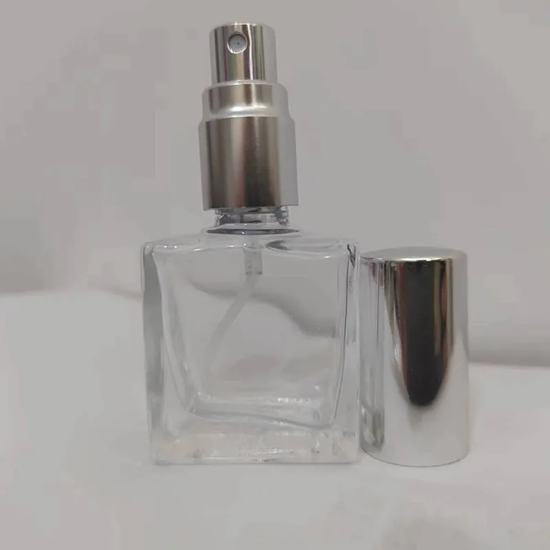 Botella de Perfume vacía, atomizador de vidrio plano cuadrado transparente, contenedor de cosméticos portátil, botella de viaje, 10, 30, 50 piezas,