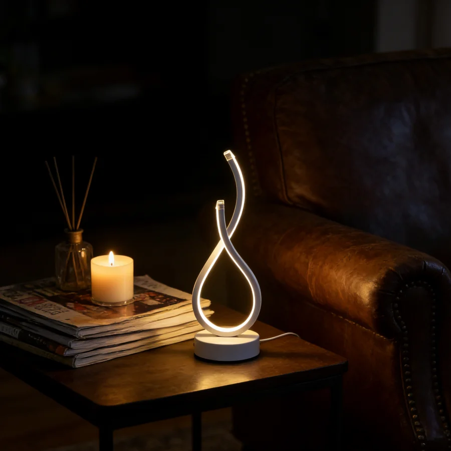 1pc Creative Modern Elegant White Love Gesture Desktop Lamp,Usb Power Supply - Three-color Lighting,Suitable  JJ2404  SK