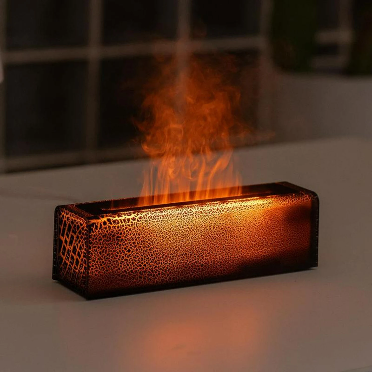 เครื่องกระจายน้ํามันหอมระเหยเปลวไฟจําลองอัลตราโซนิกแบบพกพาที่สดใสสําหรับห้องนั่งเล่นห้องนอนการศึกษา - USB ขับเคลื่อนความชื้นสีสันสดใส