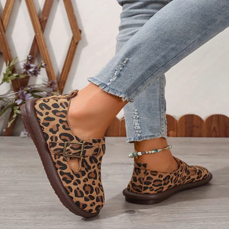 Fashionable and Sexy Leopard Print Decoration Comfortable Casual Flat Women\'s Shoes Lightweight Wear-resistant Loafers