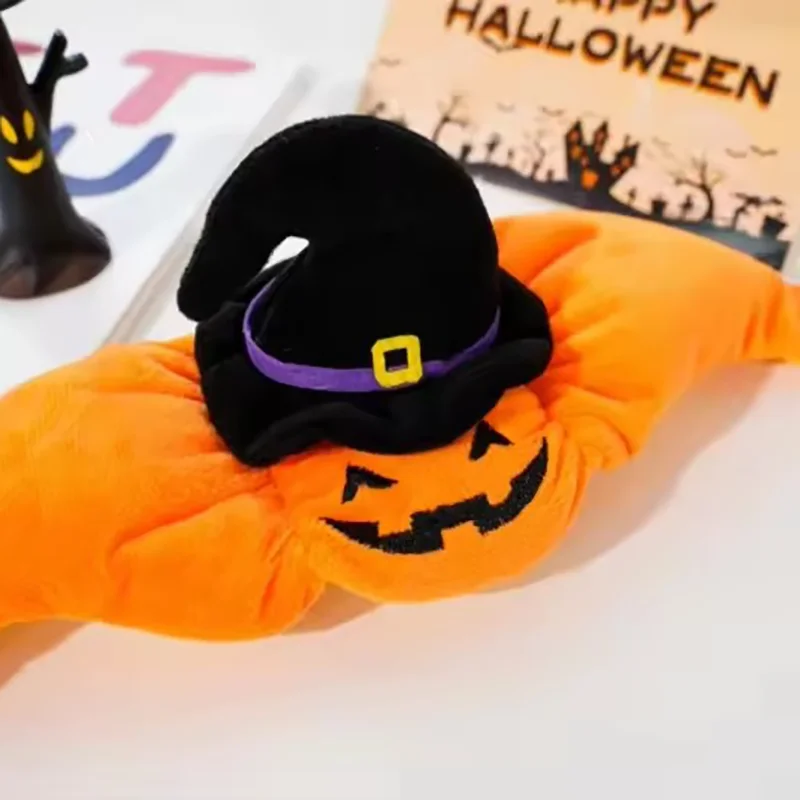 Halloween-Kürbis-Plüsch-Haustierhut – süßer, gewebter, warmer Kopfschmuck für Katzen und Hunde, als Kostümzubehör für Kätzchen und Welpen. – Detail 3