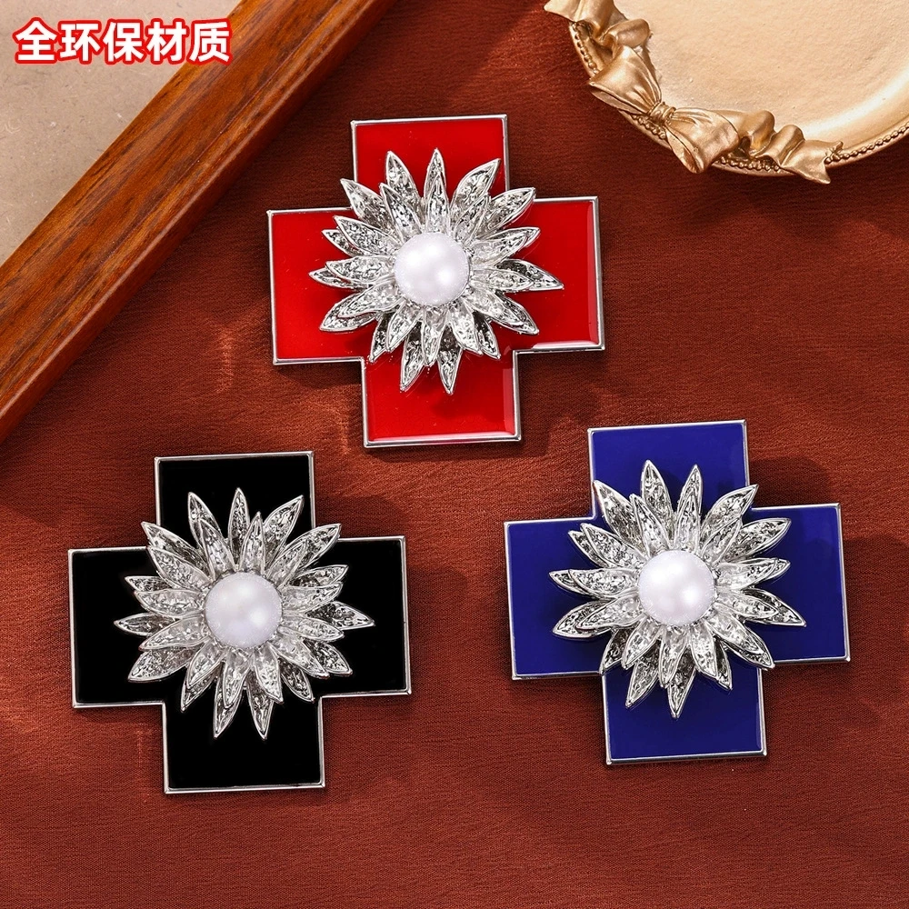 Red Cross sunflower chest flower brooch, light luxury and high-end women's suit jacket, coat, pin accessories