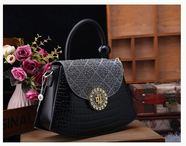 Luxury Designer Brand New High Quality Cowhide Diamond-set Handbag Women\'s Fashion Single Shoulder Crossbody Bag Free Shipping