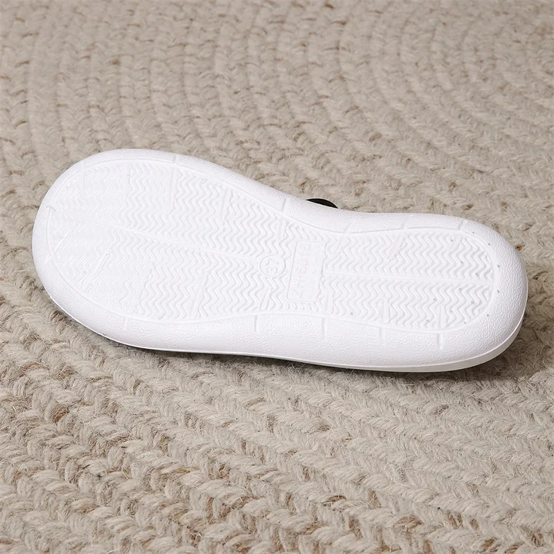 2024 New Summer Style Fashionable Comfortable Lightweight and Casual Flat-heeled Soft-soled Beach Sandals and Slippers