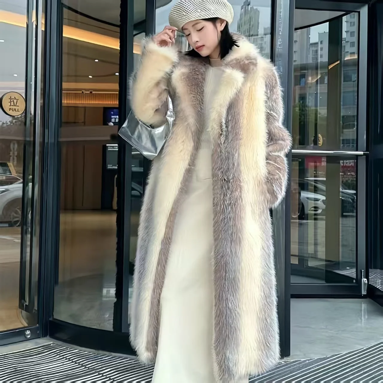 Winter Women High Quality Faux Fox Fur Coat Luxury Long Fur Coat Lapel OverCoat Thick Warm Female Plush Coats