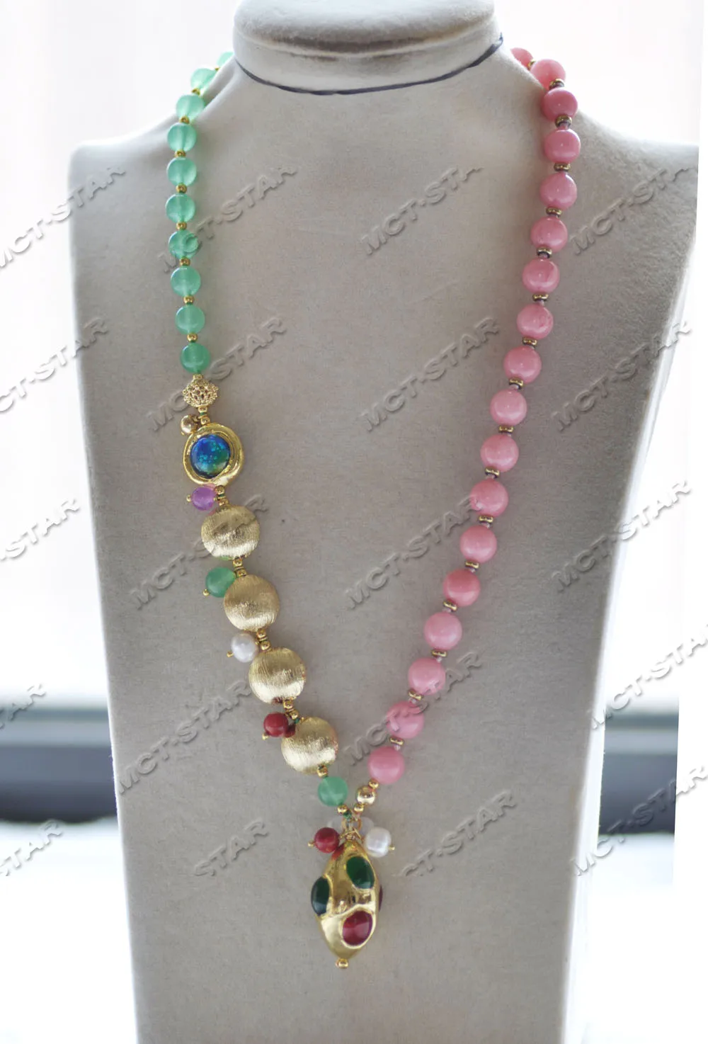 Z12798 21'' 30mm Pink Green Jade Blue Ancient Glass Gold-Plated Necklace Pendant