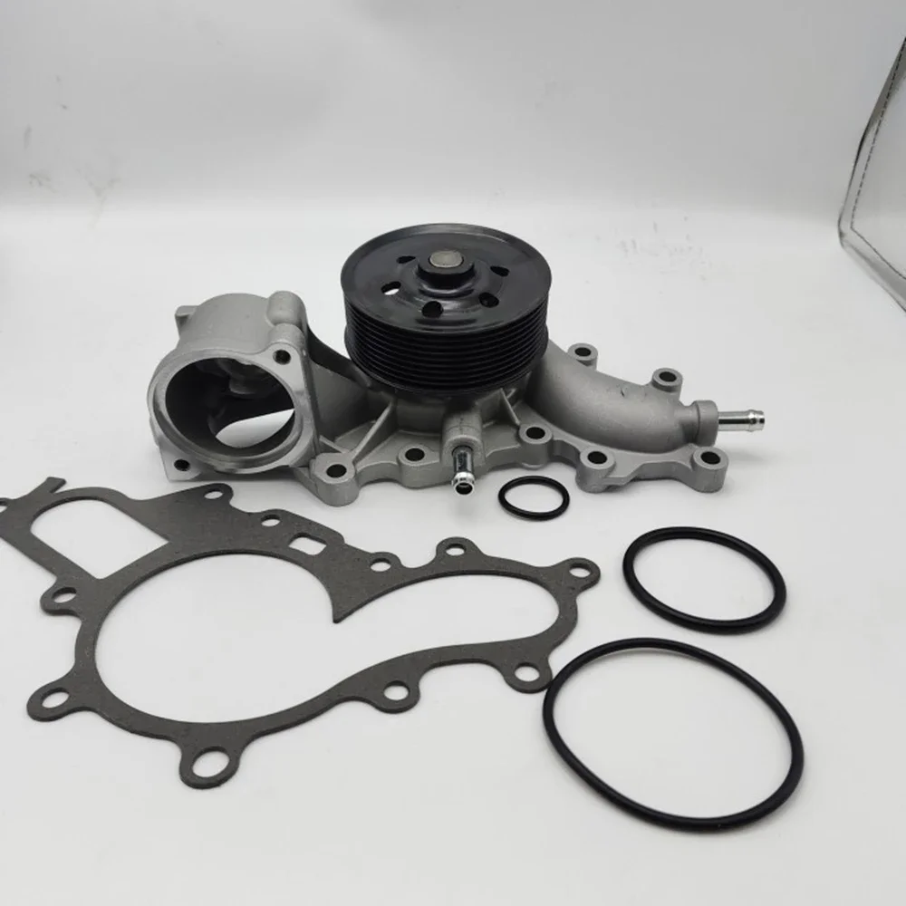 1610059365 1610059366 Pump for LandCruiser  TOYOTA Land cruiser 200 closed off-road vehicle