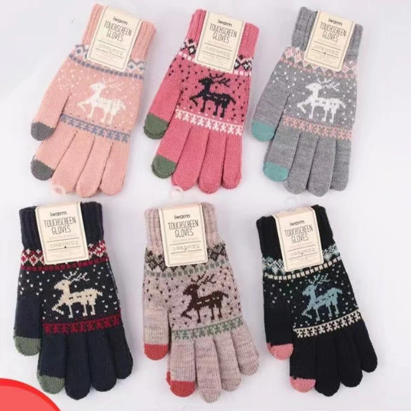2024 Autumn and Winter Thickened Velvet Christmas Deer Jacquard Knitted Warm Finger Touch Screen Gloves Wholesale 여성장갑