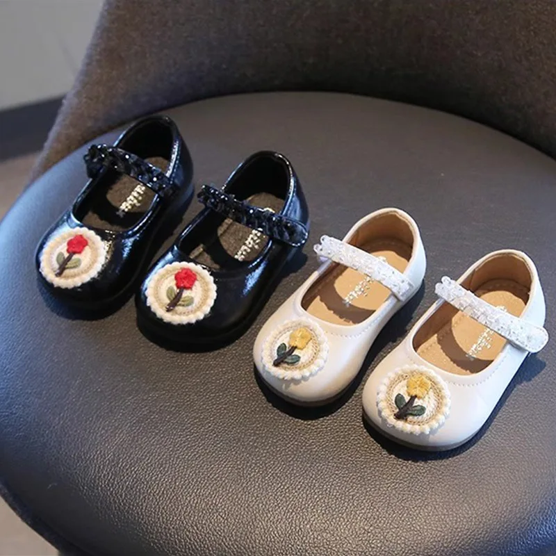 

Туфли 2026 Spring New Girls' Leather Shoes Comfort Anti Slip Kids Flat Casual Shoe Simple Versatile Girls' Princess Shoes