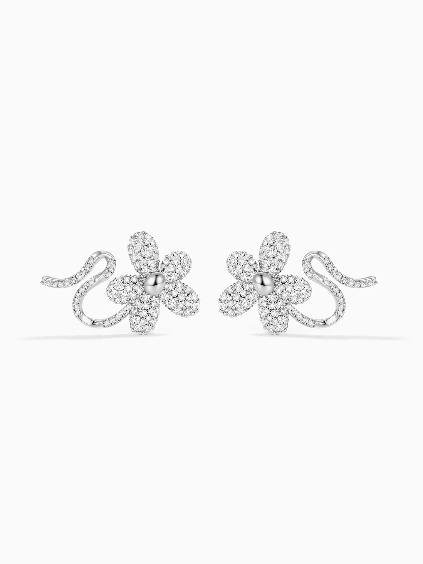 orecchini-a-lobo-boonee-alus-dal-design-unico-con-diamanti-eleganti-e-raffinati-gioielli-alla-moda-con-motivo-floreale-vegetale-per-donna