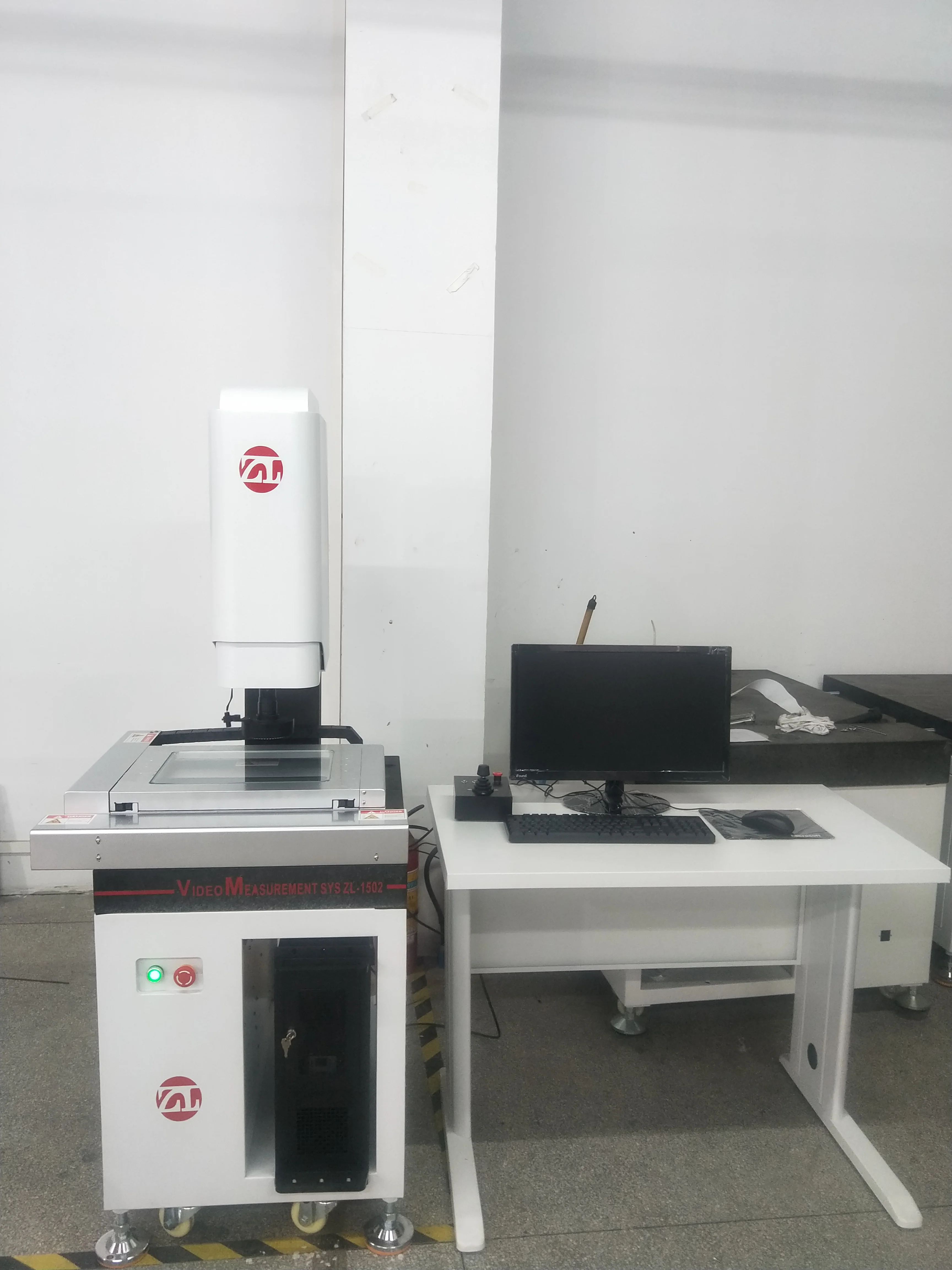 Zhongli Instrument Lab Video Measure Machine 3020 2.5D Image Measuring Instrument