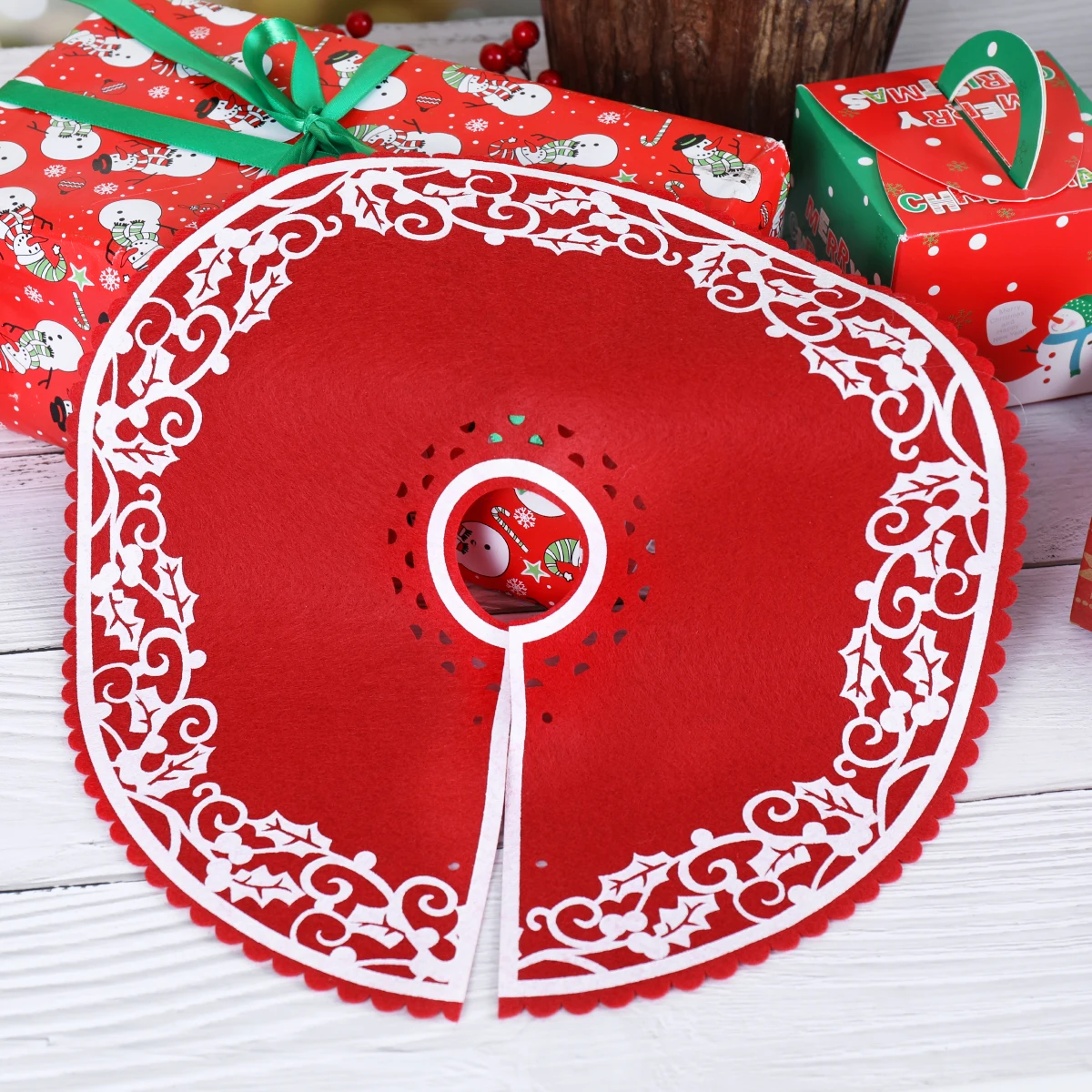 

Christmas Tree Skirt Red Small Xmas Holiday Decor Tabletop Child Skirts Material Home Office Hotel Restaurant Bar