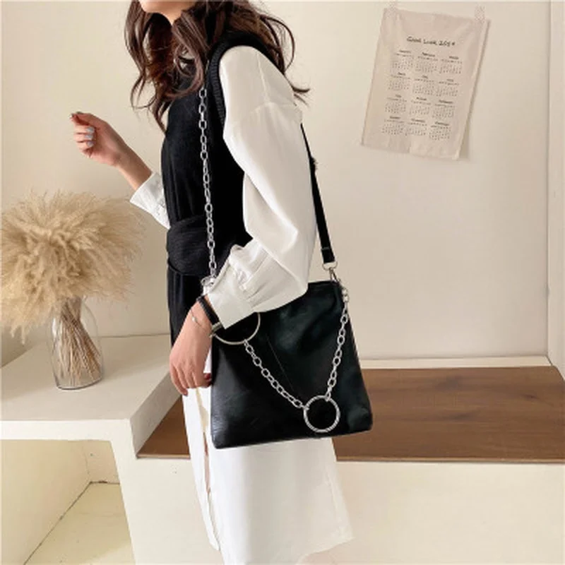 

Chain Crossbody Bag Chain Shoulder Bag Designer Handbags Crossbody Bags for Women Pu Leather Flap Women Messenger Bags