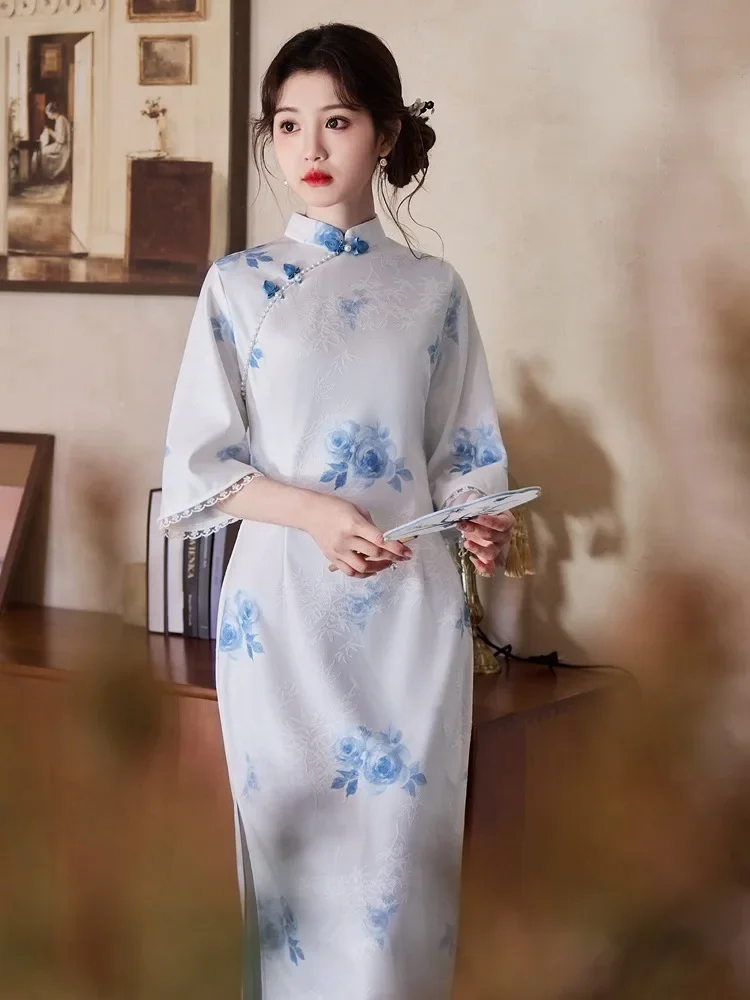 

Элегантное длинное платье Cheongsam в китайском стиле с большим рукавом и синим принтом, новое летнее винтажное сексуальное платье Qipao для молодых женщин, большие размеры 3XL