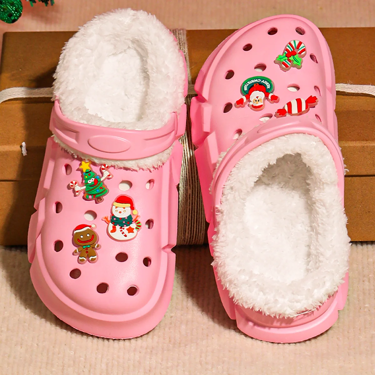 Christmas Kids Cotton Lined Clogs and Mules, Fur Lined Garden Shoes, Winter Warm House Slippers for Boys Girls Toddler 3057
